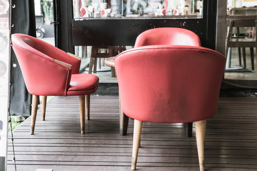 Chairs & Seats